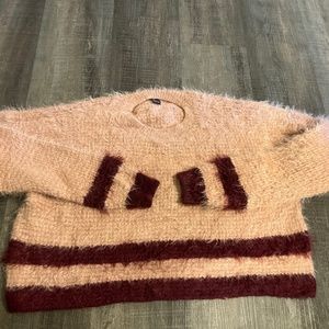 Crop fuzzy sweater